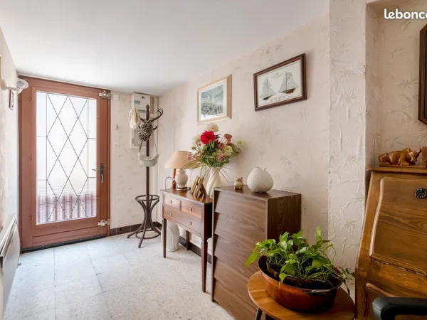 Vends maison de village,T4, lumineuse, située entre Castelnaudary et Toulouse