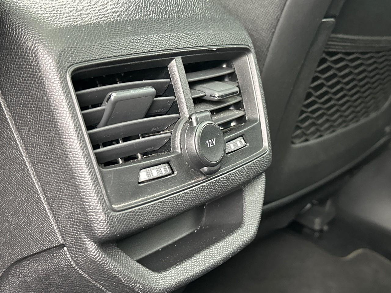 Peugeot 3008 puretech 130ch s&s eat8 gt pack — photo 39