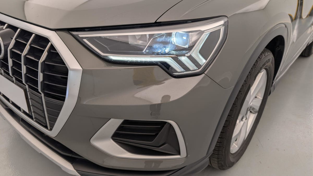 Audi Q3 — photo 21