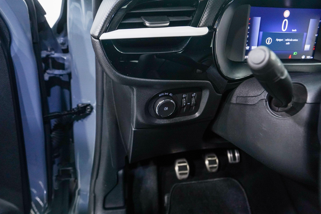 Opel Corsa — photo 23