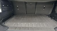 Land-Rover Defender 110 2.0 P300e X-Dynamic HSE — photo 9