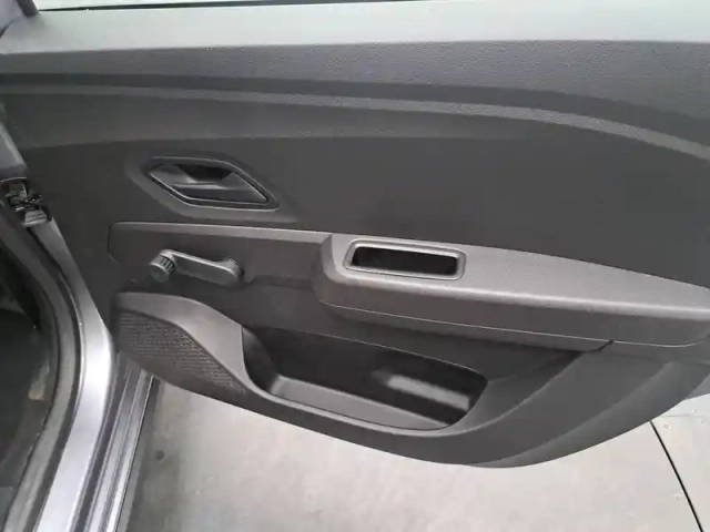 Dacia Jogger eco-g 100 5 places gsr2 — photo 22