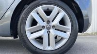 Renault Clio 1.6 E-Tech 140ch Business — photo 11