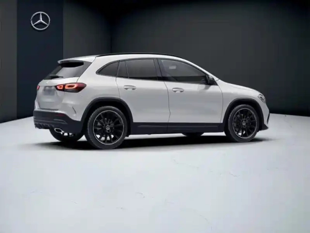 Mercedes Gla 200 — photo 20