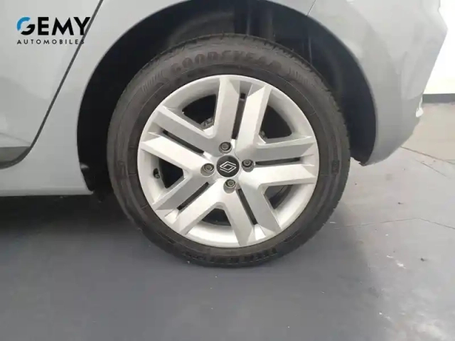 Renault Clio tce 90 — photo 11