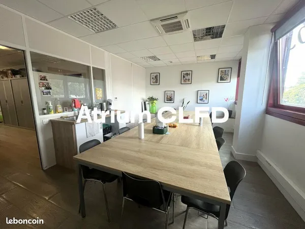 Bureaux 174 m² CLERMONT FERRAND