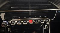 Peugeot 2008 1.2 PureTech 130ch S&S GT EAT8 — photo 26