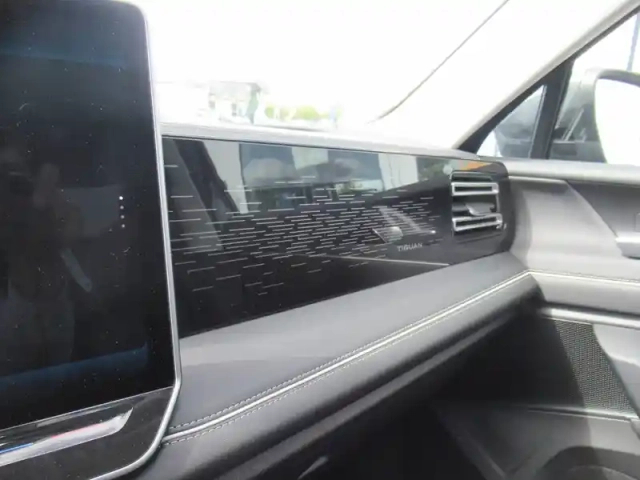 Volkswagen Tiguan 1.5 ehybrid 272ch dsg6 — photo 22