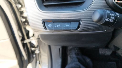Renault Arkana 1.6 E-Tech 145 Hybride EDC - Techno – 2025 – 7112 km – Hybride essence – Boîte Automatique — photo 2