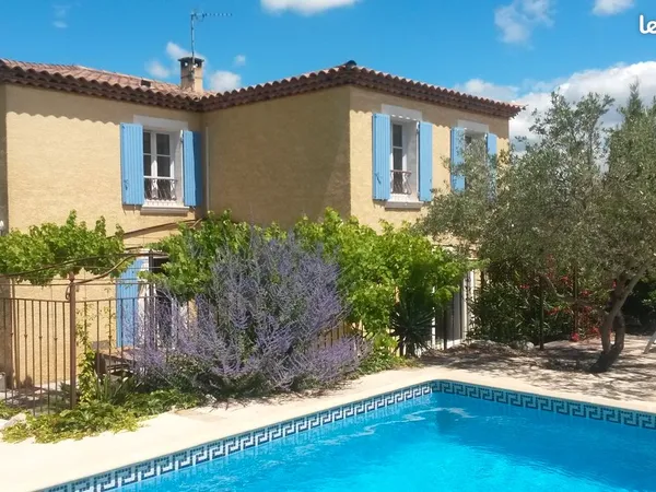 Villa type Bastide en L de 180m2 sur les hauteurs de Nîmes