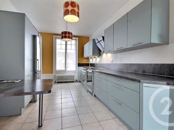 Maison 5 pièces 135 m²