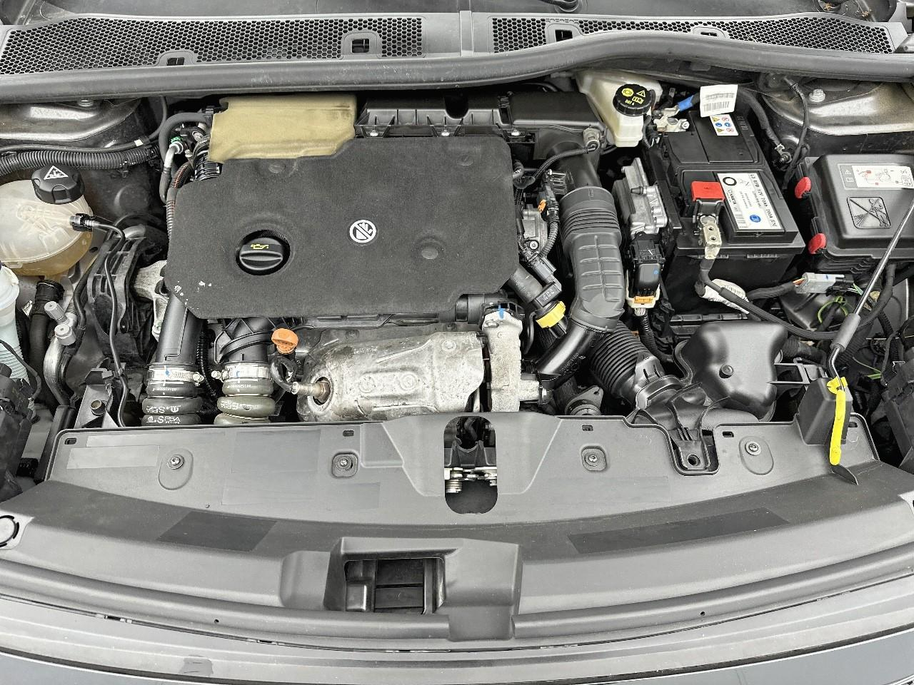 Peugeot 2008 bluehdi 130 s&s eat8 allure — photo 13