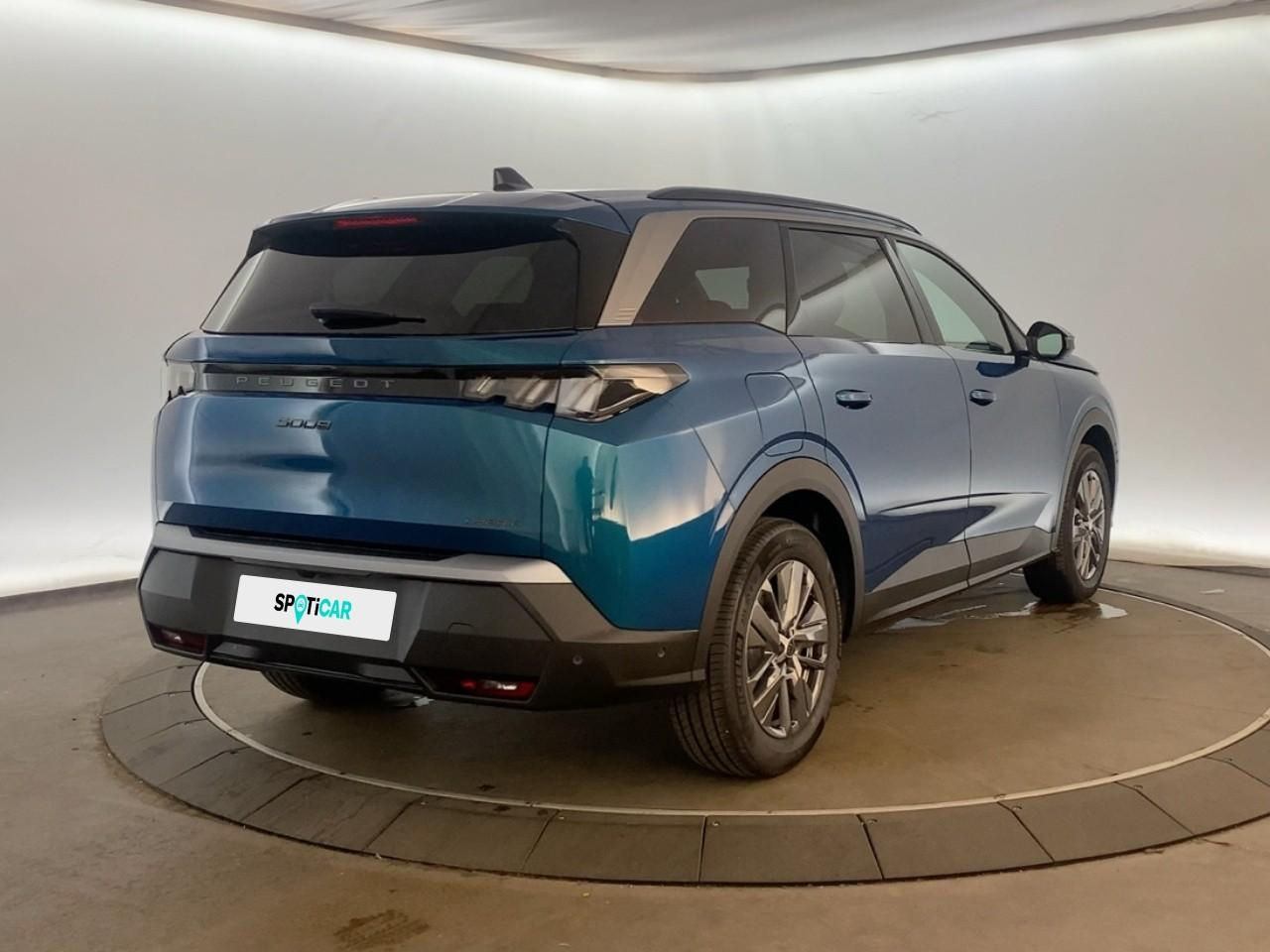 Peugeot 5008 hybrid 145 ch e-dcs6 allure — photo 7