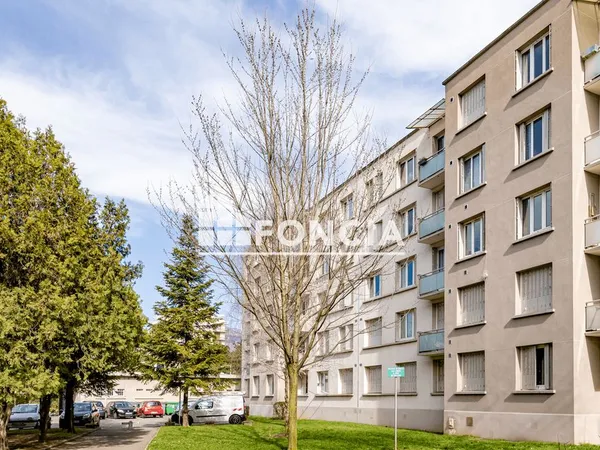 EXCLUSIVITÉ FONCIA - GRENOBLE | Secteur Eaux Claires - Idéal Investisseur