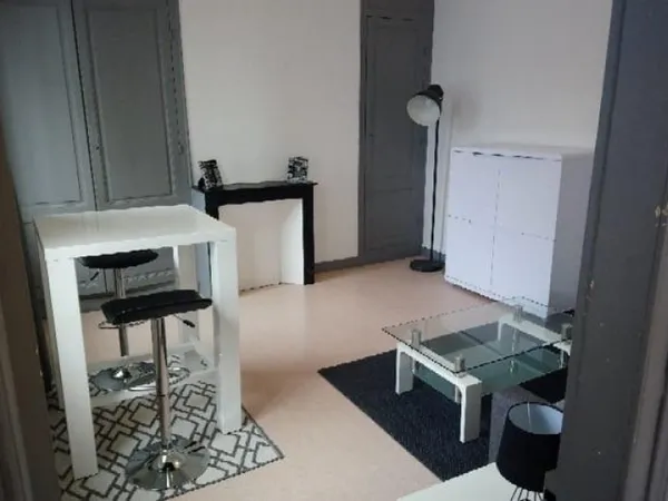 Appartement T1 bis vendu loué meublé