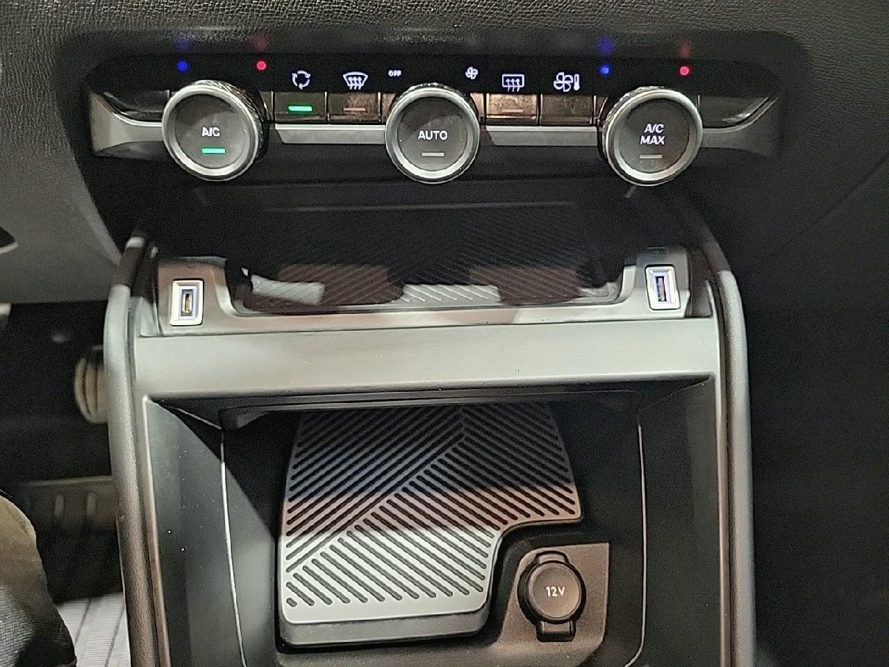Citroën C4 puretech 100 s&s bvm6 feel — photo 21
