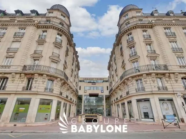 Bureaux 234 m²