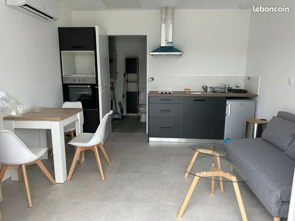 Studio meublé tout confort - Bellevigny