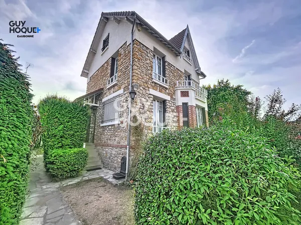 14 min gare Ermont-Eaubonne et Ermont Halte ! Superbe demeure indépendante de 130m² - 4 chambres -ga