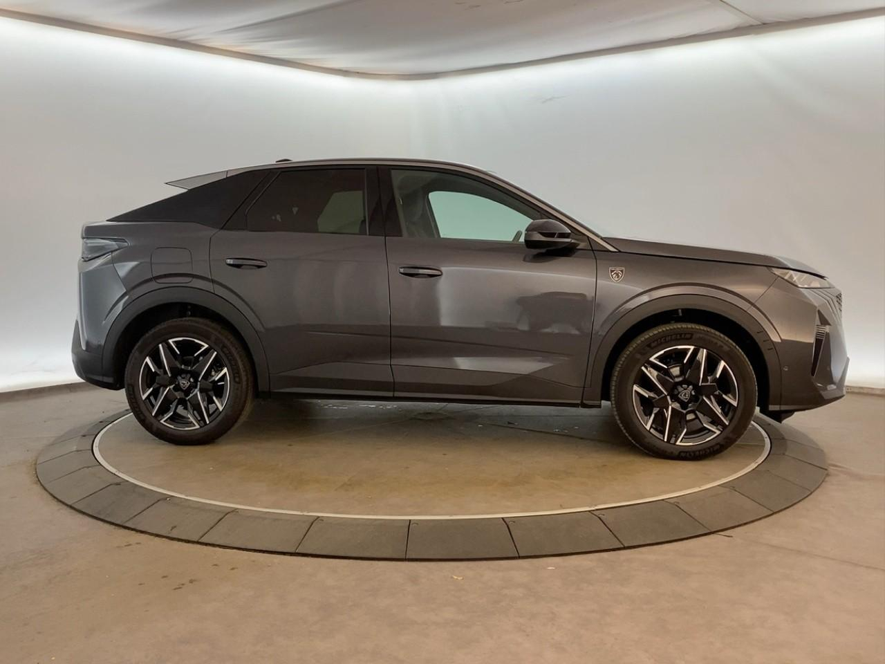 Peugeot 3008 hybrid 145 e-dcs6 gt — photo 4