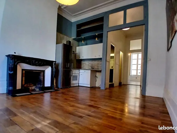 F3 68 m² hyper centre