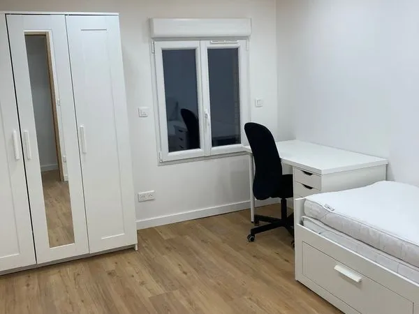 Colocation dans immeuble sympa à Nanterre