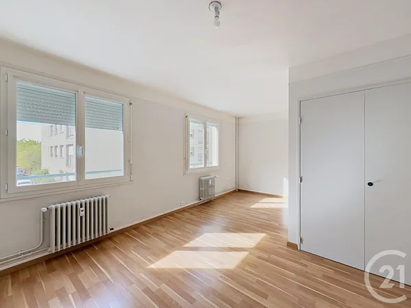Studio 1 pièce 34 m²