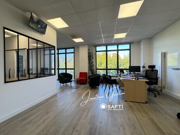 Local commercial 3 pièces 57 m²