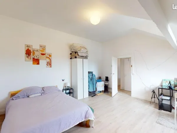 Chambre 4 pièces 78 m²