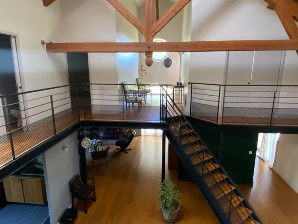 Loft dans ancienne gare rénovée