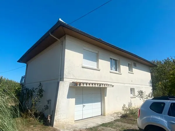 Maison avec jardin