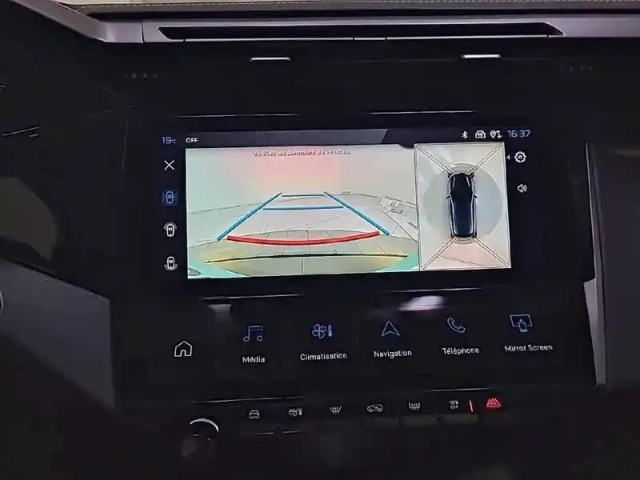 Peugeot 308 hybrid 145 e-dcs6 — photo 43