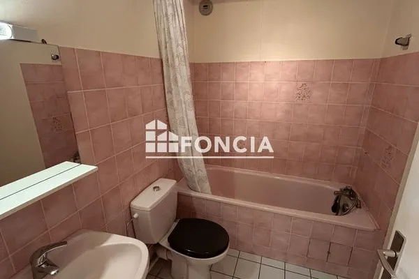 Studio 1 pièce 24 m²