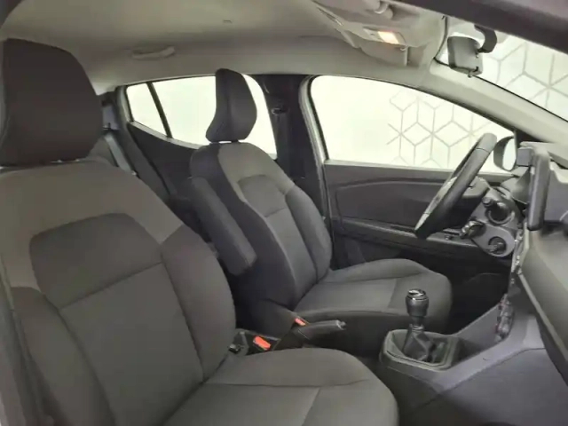 Dacia Sandero eco-g 100 — photo 23