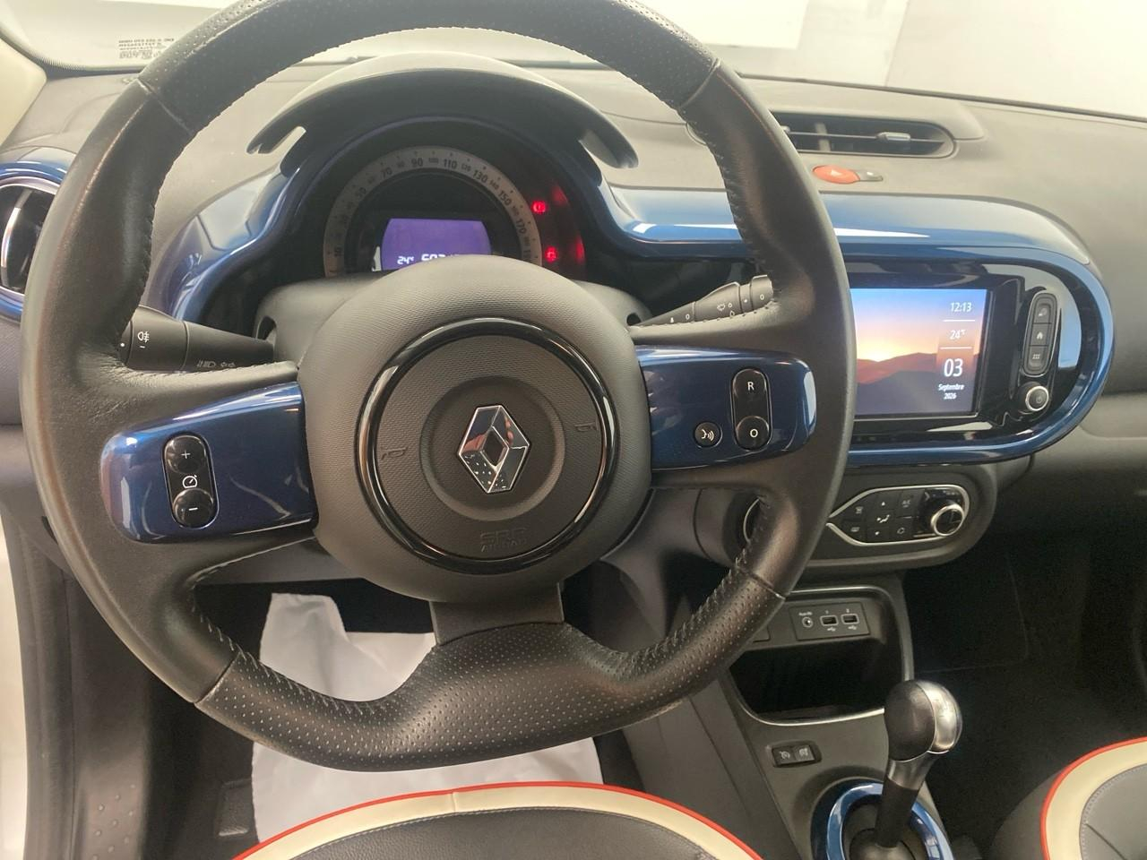 Renault Twingo iii tce 95 edc signature — photo 12