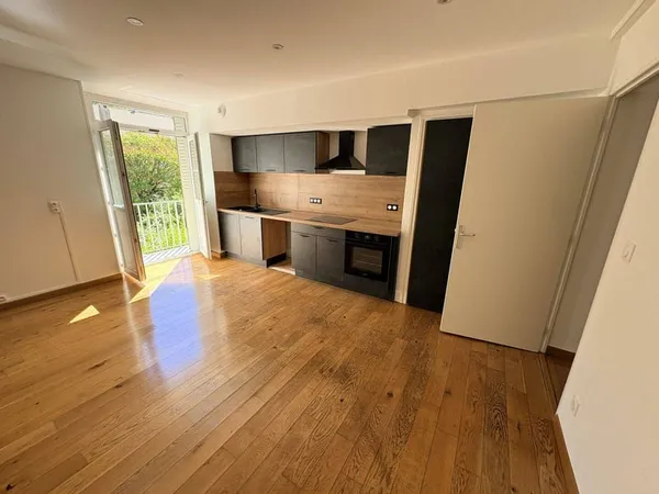 Appartement 4 pièces 142 m²