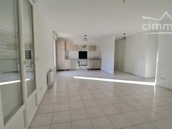 Bassan - Location T3 avec terrasse
