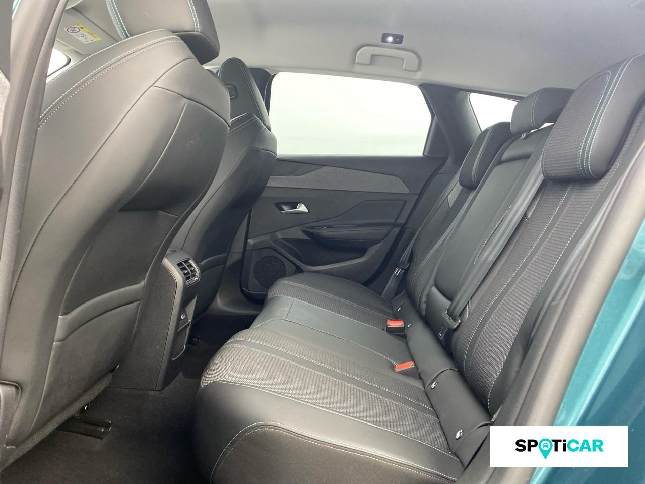 Peugeot 308 sw phev 180ch allure e-eat8 — photo 10