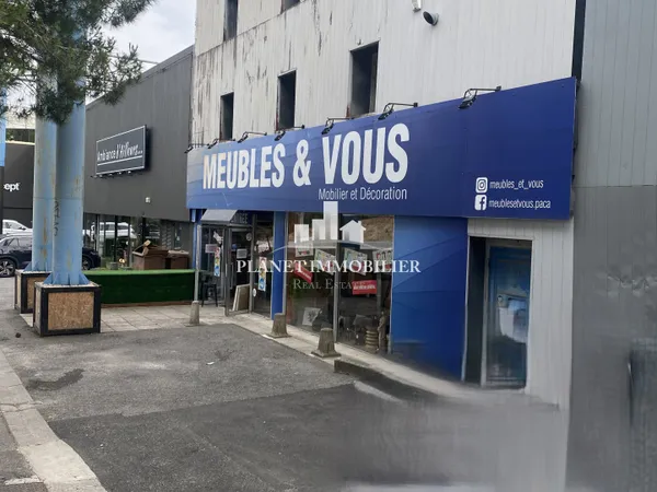 LOCATION ENTREPOT et ESPACE de VENTE à la VALMASQUE Sur ANTI
