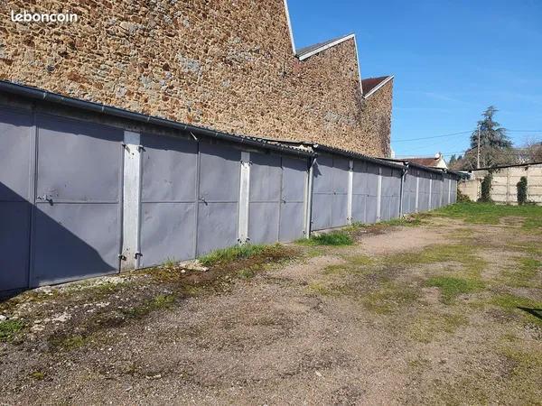 Vente lot de 13 garages