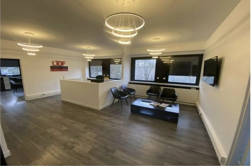 Photo 1