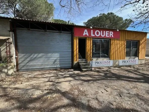 Local d'activité 300 m²