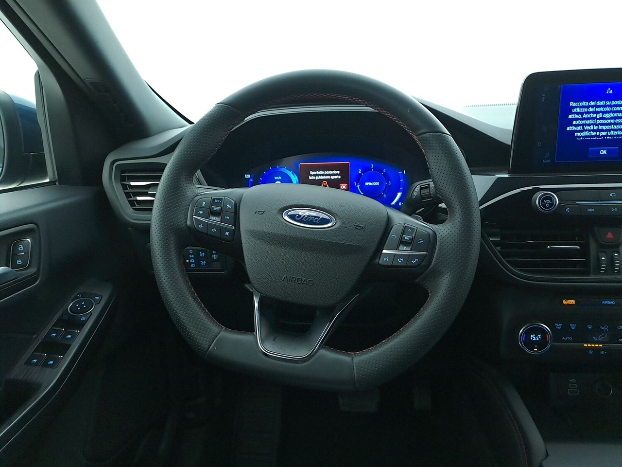 Ford Kuga — photo 13
