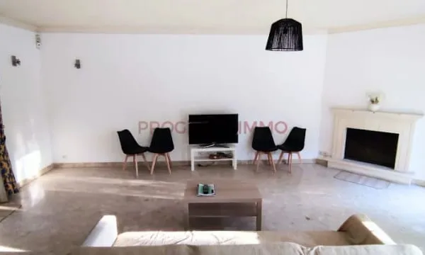 Maison 6 pièces 179 m²