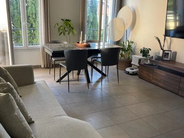 Appartement T3 meublé - Dernier étage