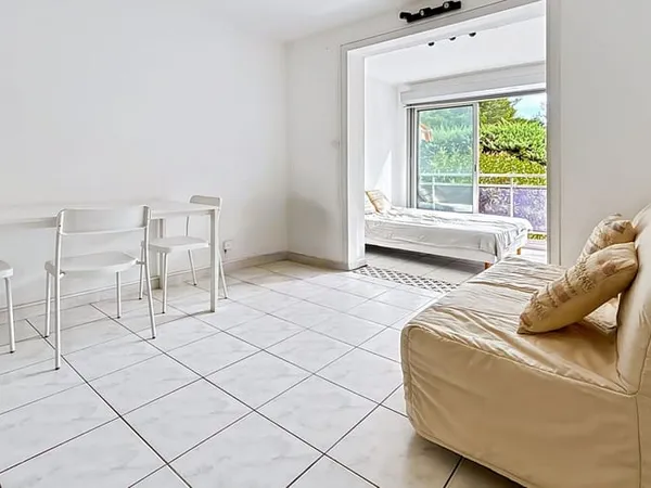 Studio 2 pièces 30 m²