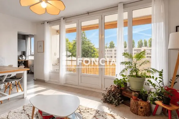 Appartement 4 pièces 76 m²
