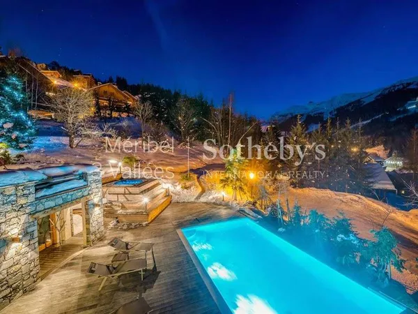 Chalet 7 pièces 600 m²