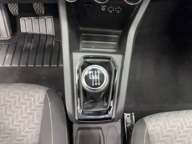 Renault Clio tce 90 - 21n — photo 14
