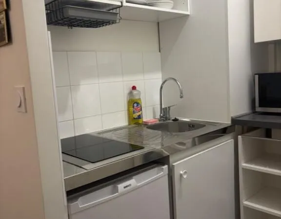 Location studio meublé